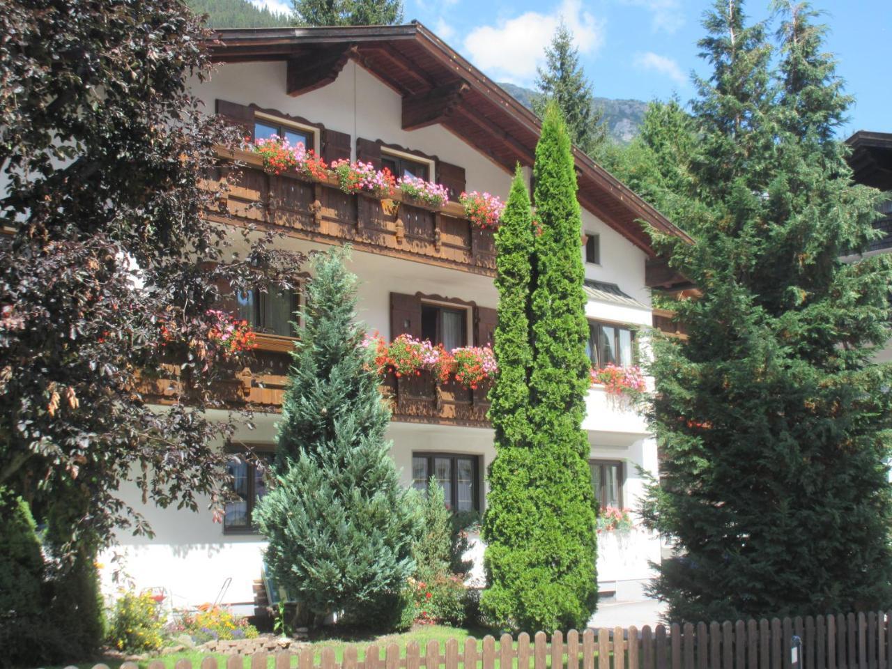 Haus Fallesin Санкт-Антон-ам-Арльберг Екстер'єр фото